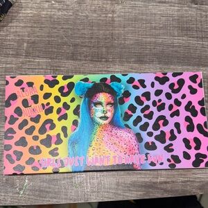 Alora Cosmetics Nikkii Eyeshadow Palette